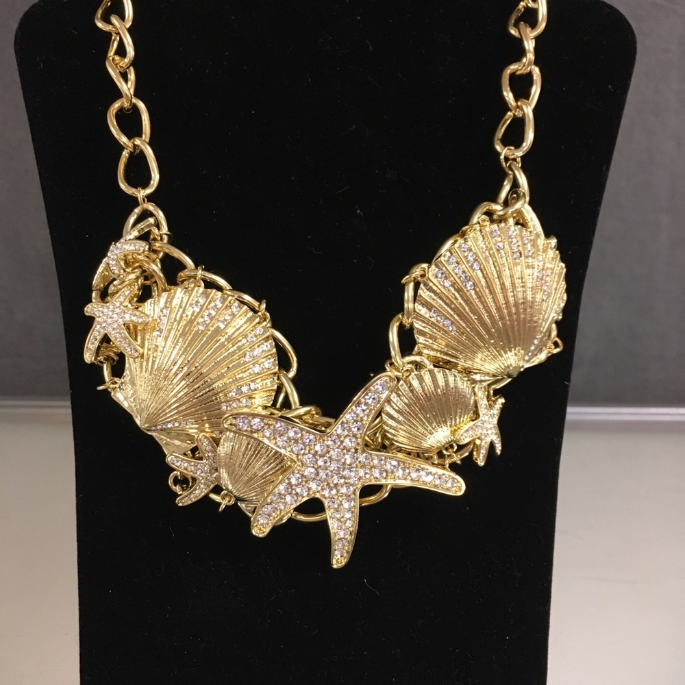 Seashell necklace